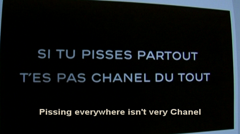 Fashion+Pissoir+Etiquette+%C3%A0+la+House+of+Chanel,+Courtesy+of+Karl+Lagerfeld.png