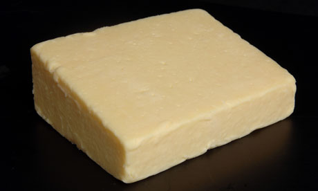 Cheddar-cheese-008.jpg